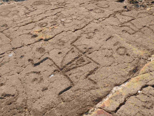 Petroglifi sulla grande isola delle Hawaii
