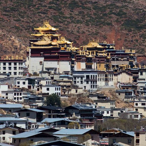 Tibetan Culture in Sichuan, Yunnan, and Qinghai: Tibet Without the Hassle